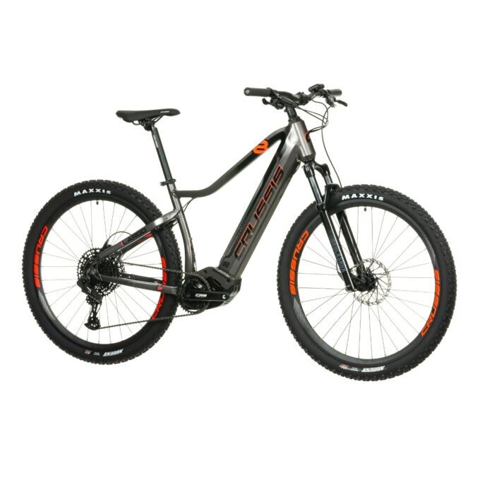 Crussis PAN-Largo 8.8-M - model 2023 18"
