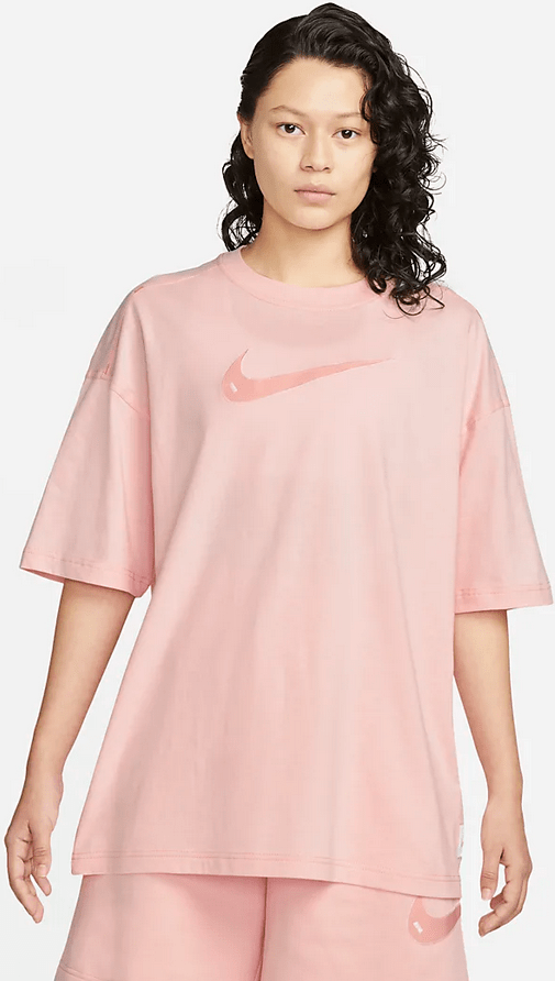 Nike Sportswear Swoosh M